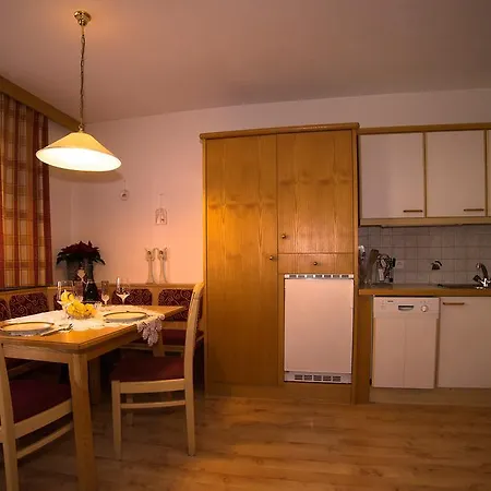 Alberts Bellevue Appartements Nauders Room photo
